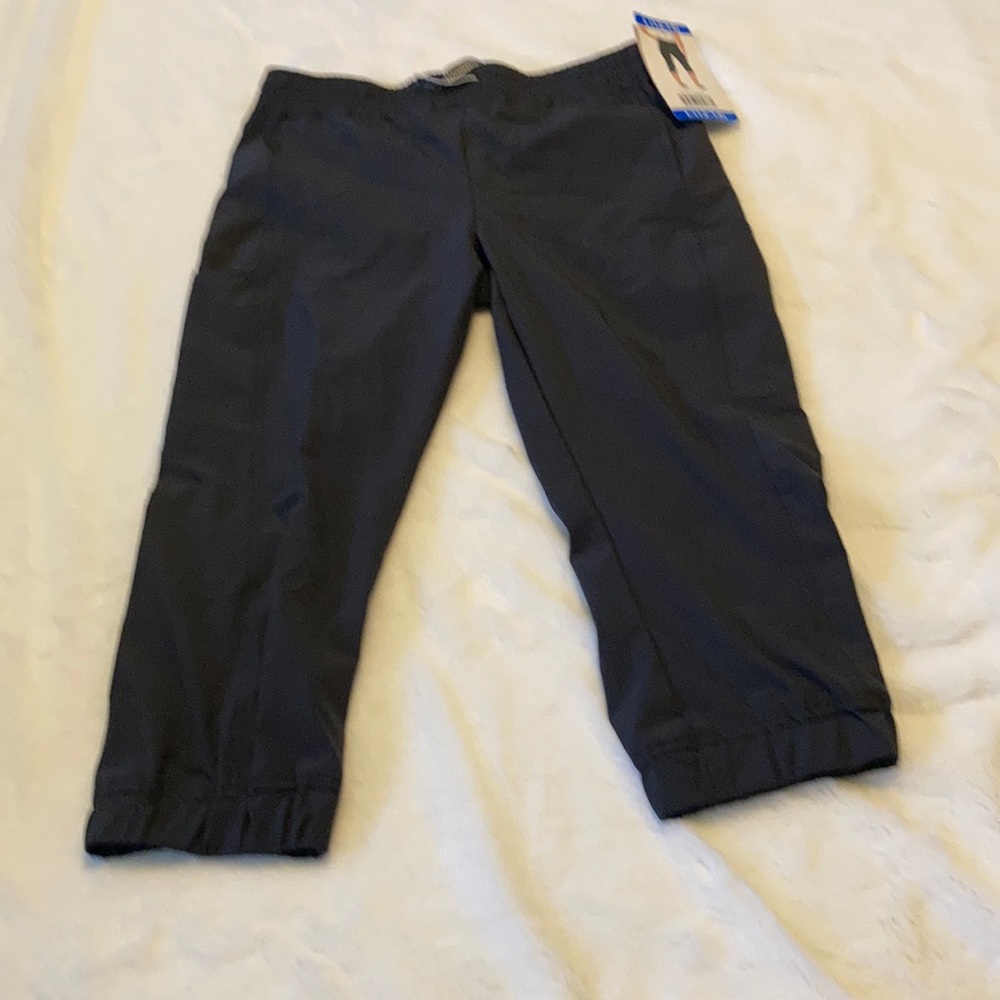 Girls capris